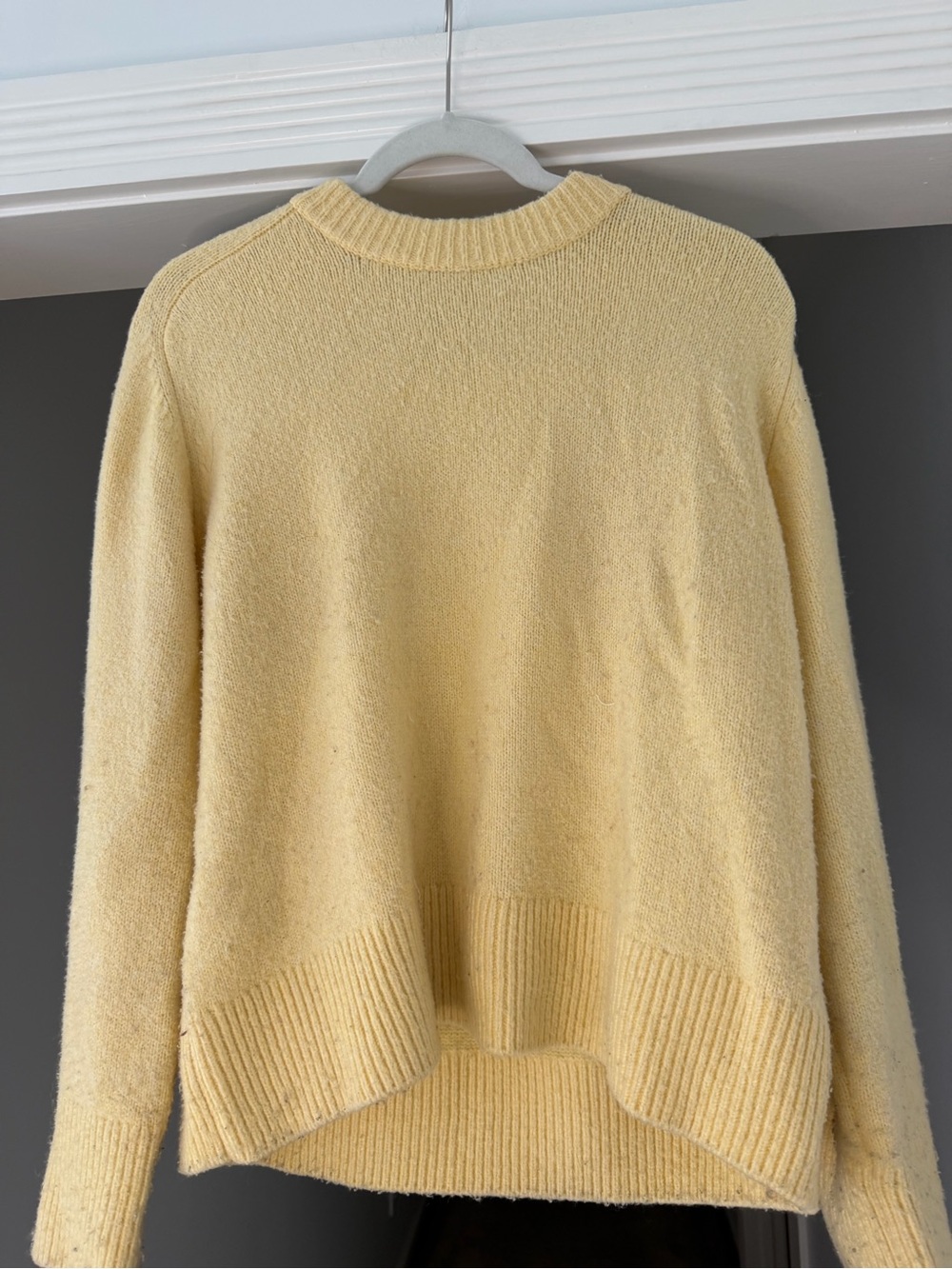 Abercrombie Women's Soft Crewneck Sweater in Pale Yellow
